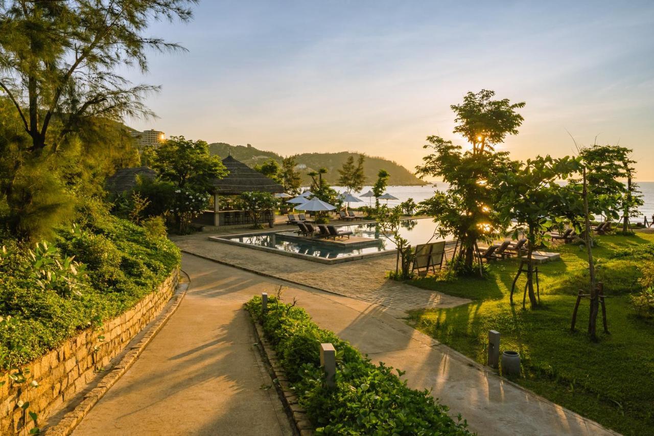 Crown Retreat Quy Nhon Resort Exterior photo